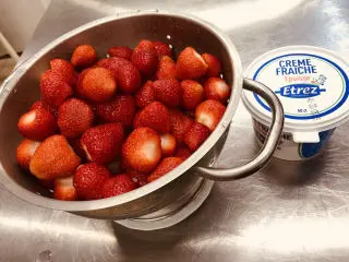 fraise crème fraîche